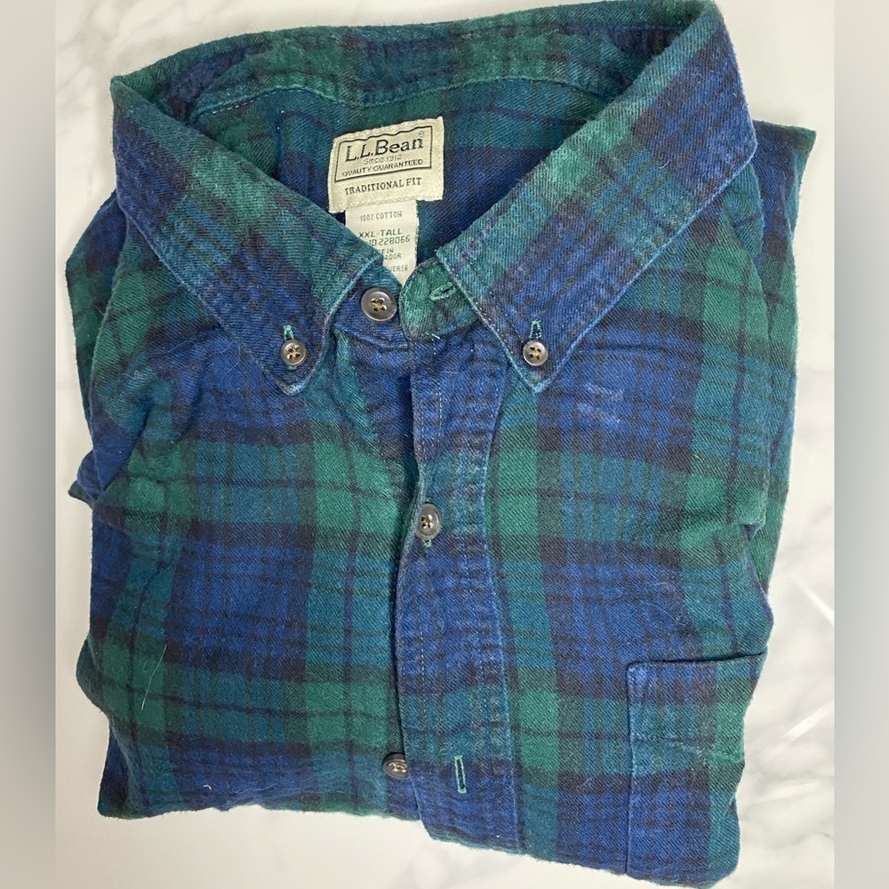 Men’s L.L. Bean long-sleeved flannel traditional fit shirt. Size XXL-Tall.
